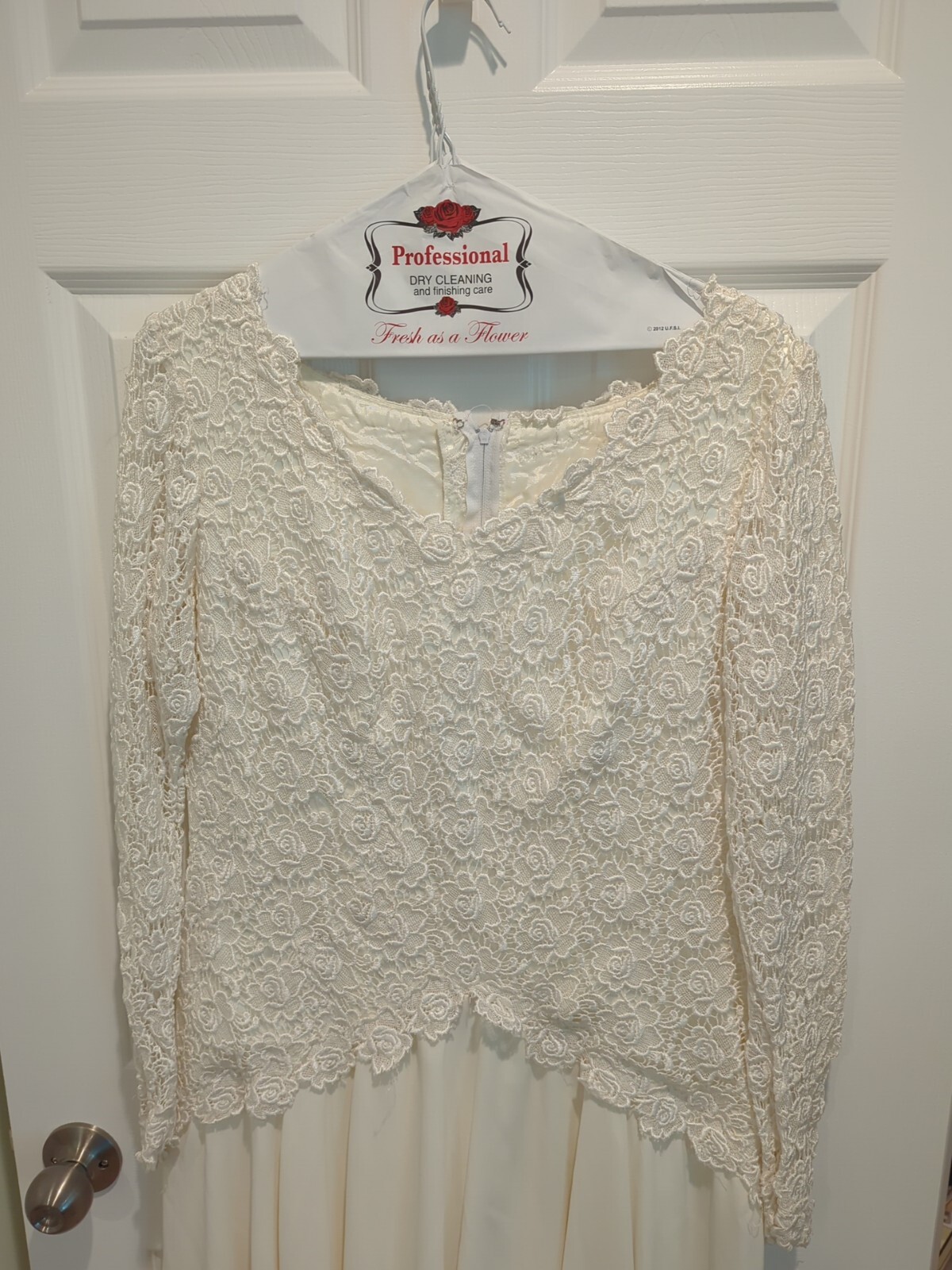 Unbranded Fancy Wedding Gown Style White Lace Dress Full Length Triple Layered 3