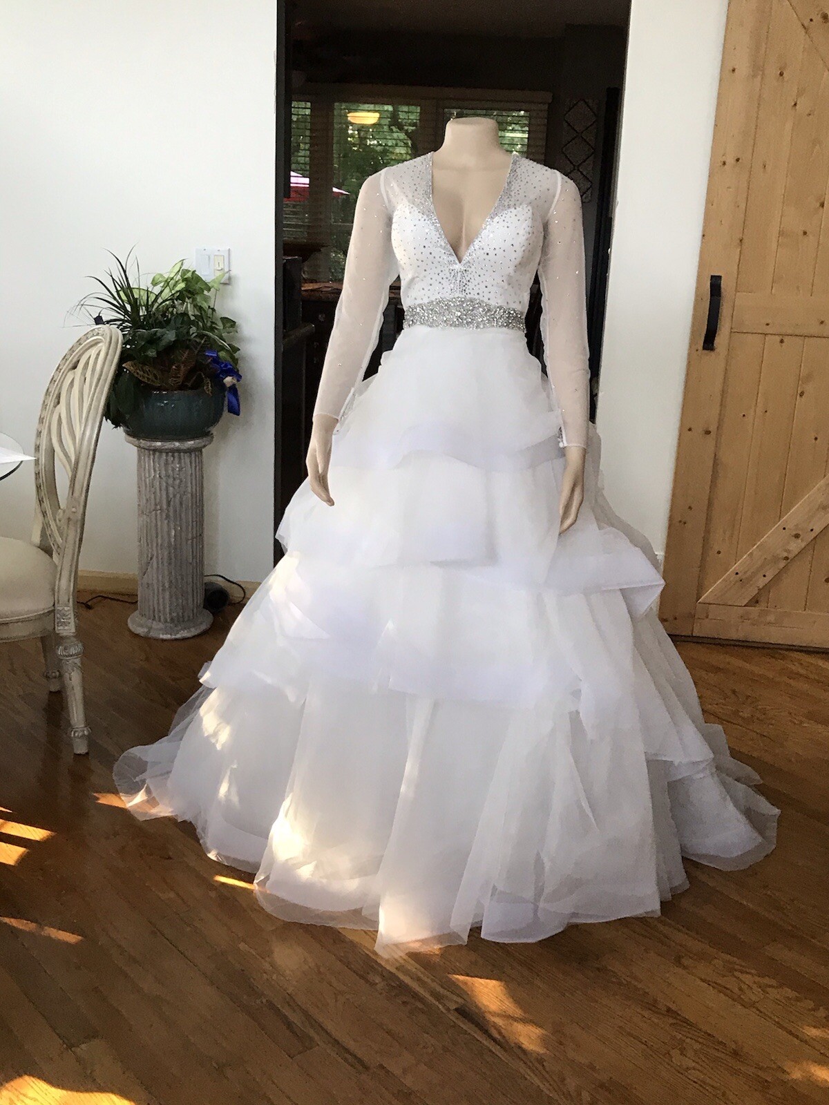 VICTOR HARPER STYLE VH1218 Bridal Gown Wedding Dress Size 10 New W Tags