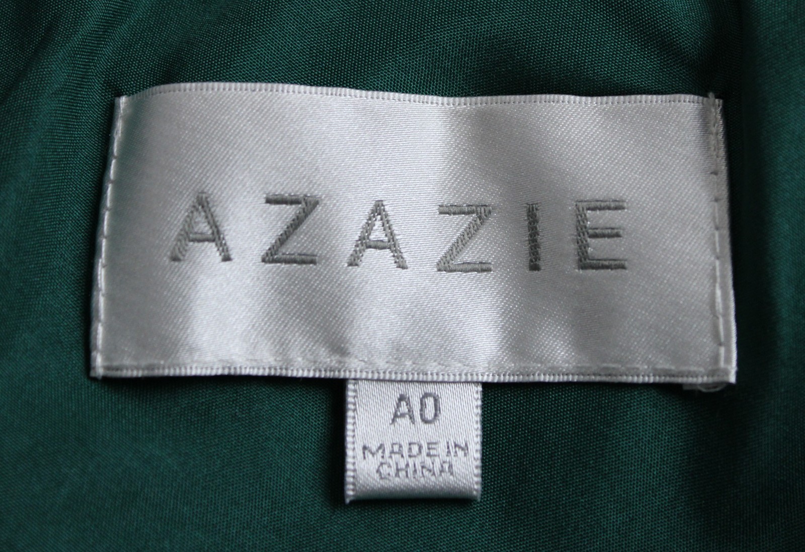 Azazie Women’s Kinsley Mermaid Side Slit Stretch Satin Dress AP2 Emerald Size:A0