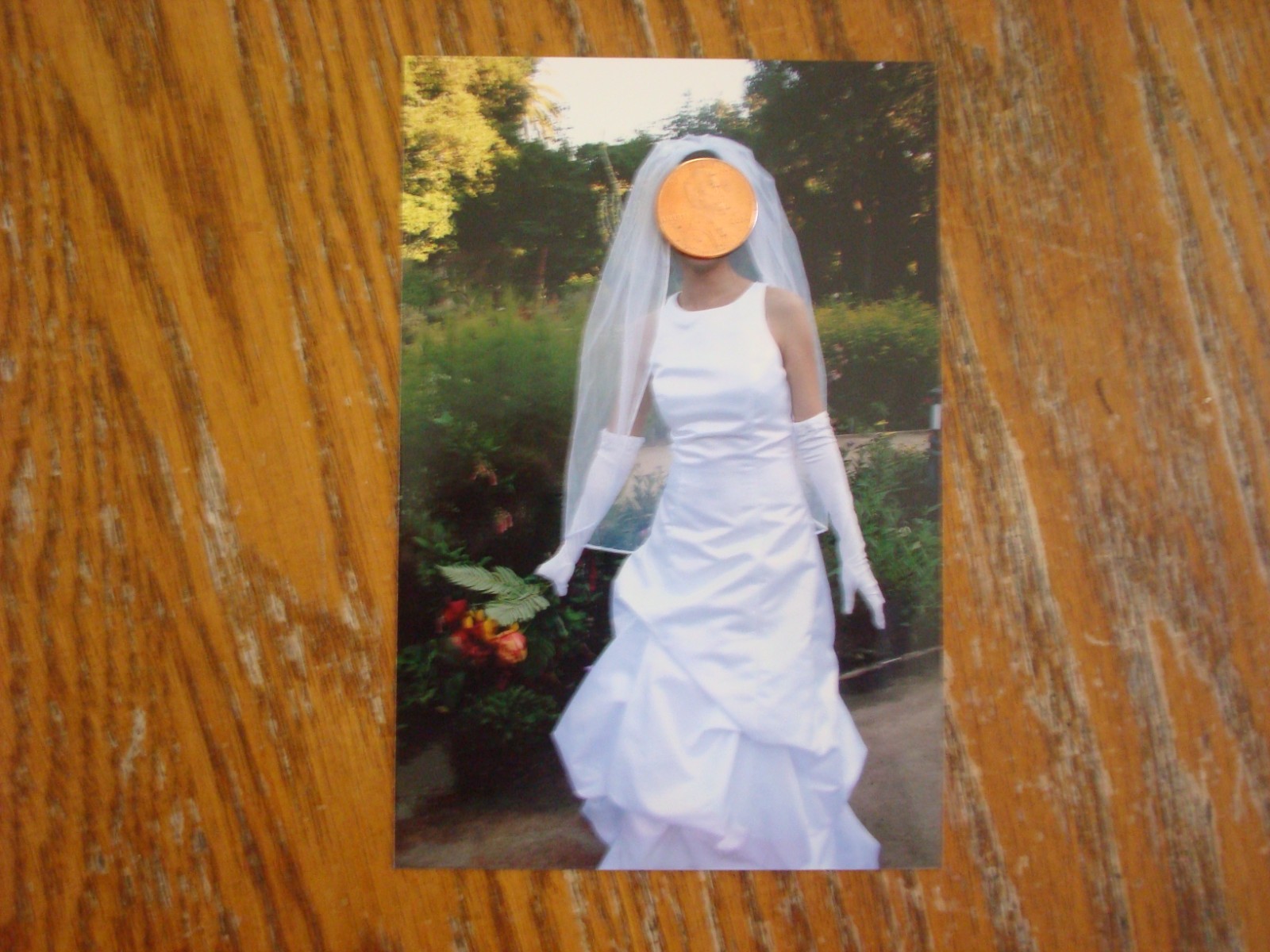 SCOTT McCLINTOCK WHITE WEDDING DRESS SIZE 4 – 21 back buttons 2010