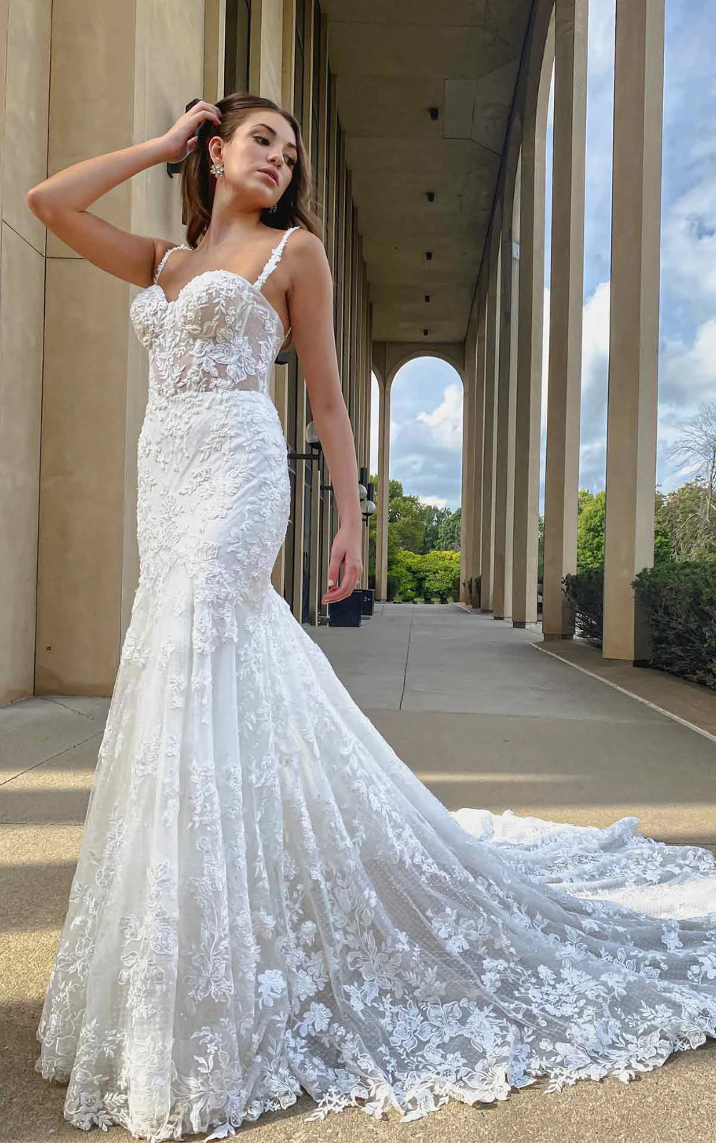 Martina Liana – 1384 (Bridal Gown) Size 14, Color Ivory