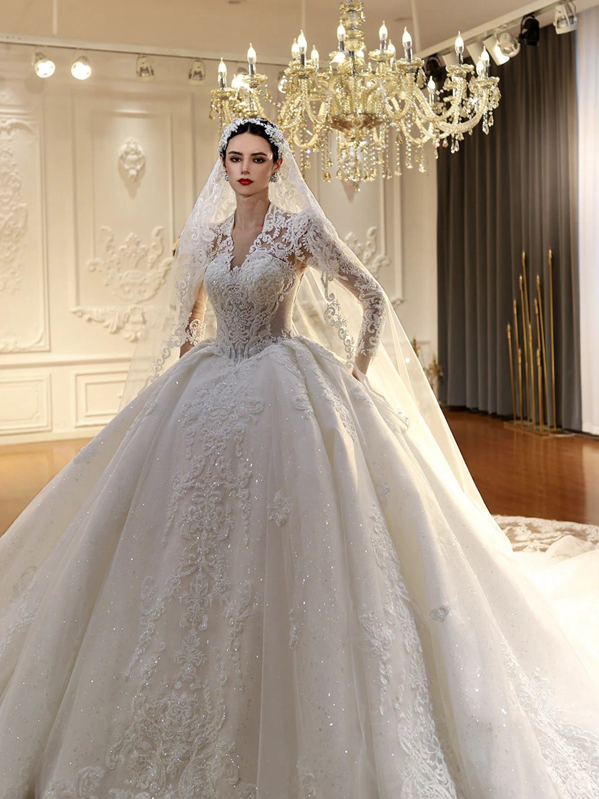 Luxurious lace wedding dress wedding dress 32-60 glitter tulle to measure crystals
