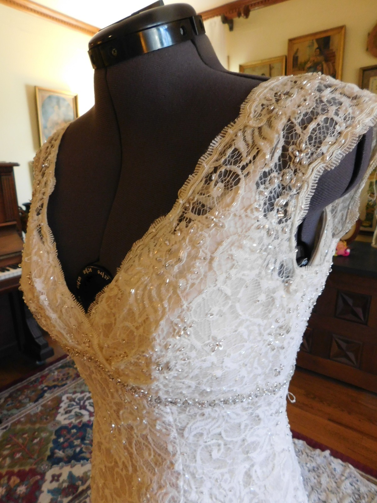 BEAUTIUL OFF WHITE BEADED LACE “DAVID’S” WEDDING GOWN S 8