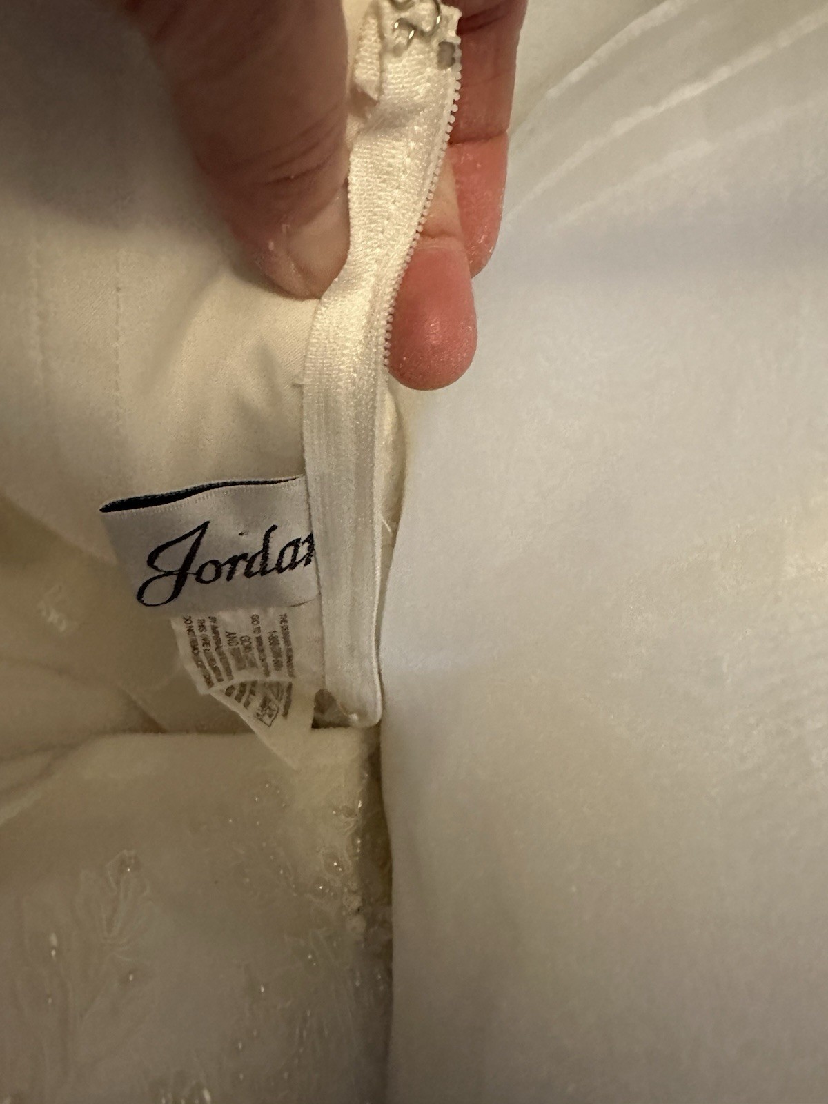 BEAUTIFUL IVORY Ashley Jordan Wedding Dress Size 10 and tiara and veil comb