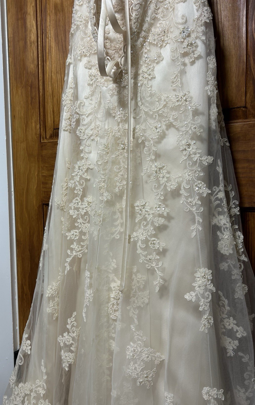 Maggie Sottero Emma Wedding Dress Size 6 Ivory Corset Detachable Cap Sleeves
