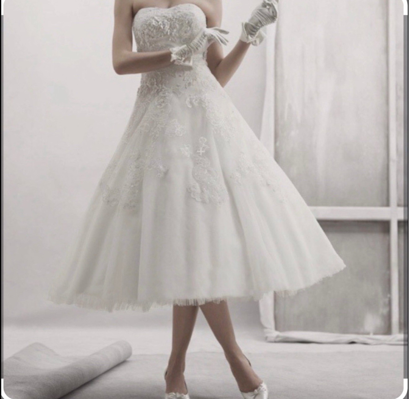 Oleg Cassini Ivory Sweetheart A-Line Tea Wedding Dress Lace Beaded Size 14