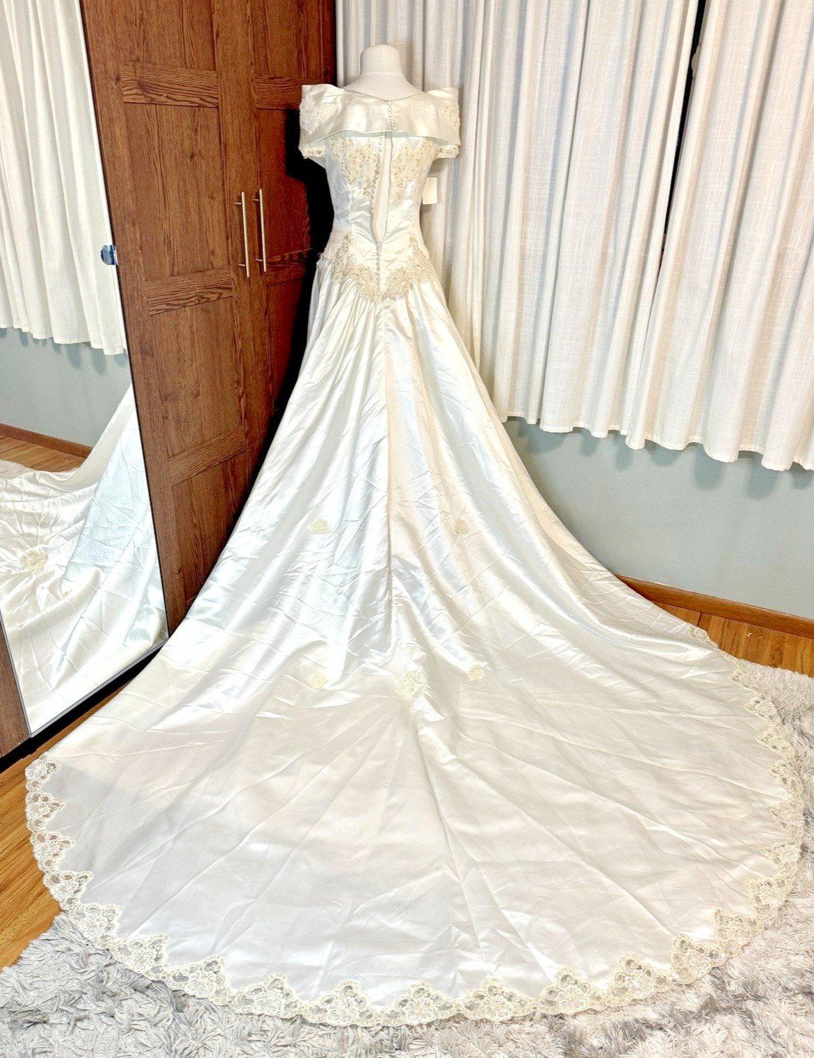 Vintage Alfred Angelo Off Shoulder Satin Wedding Dress Lace Train – Needs Repair