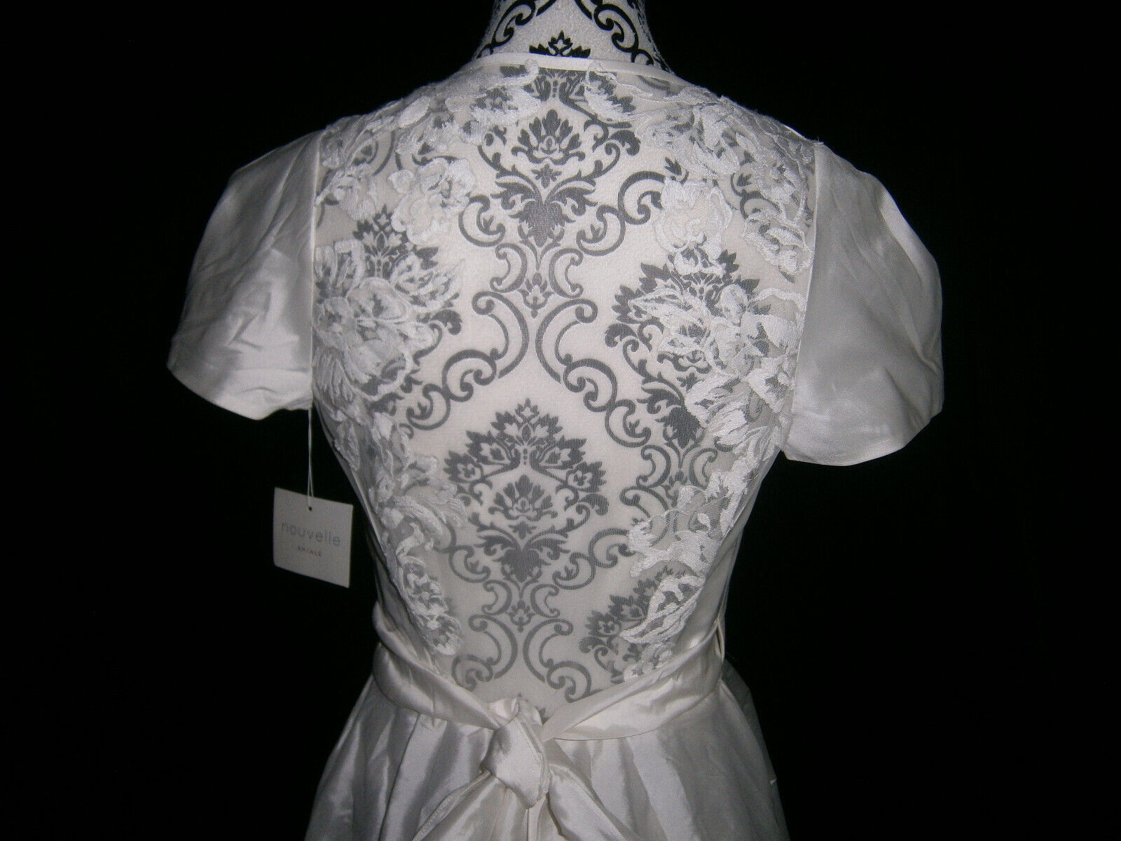 Nouvelle Amsale Wedding Dress 10 Pearl Wrap Satin Illusion Back Roses Modern