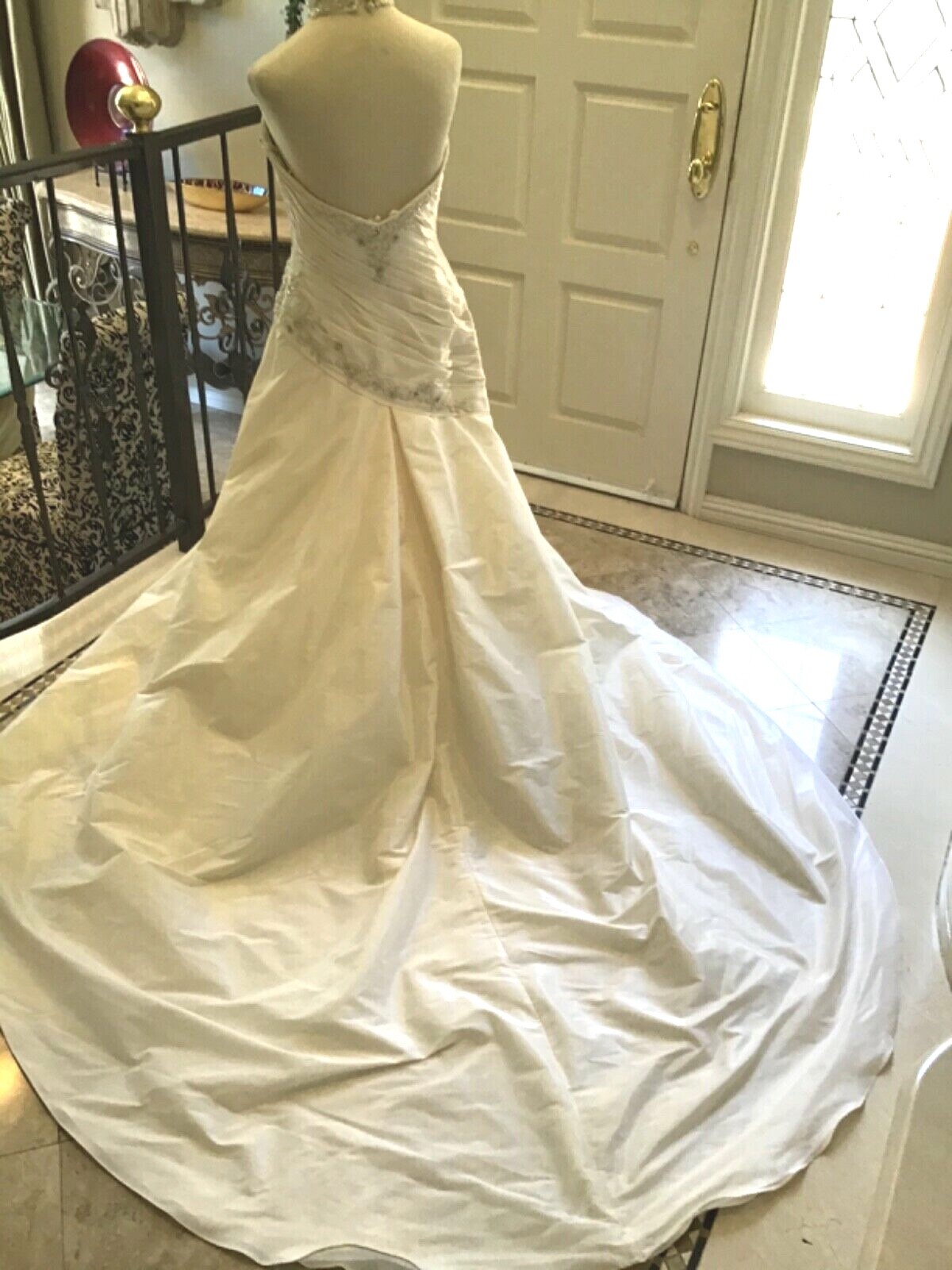 DEMETRIOS NEW Choker High Neck Wedding dress bridal gown Fit & Flare Ivory 10
