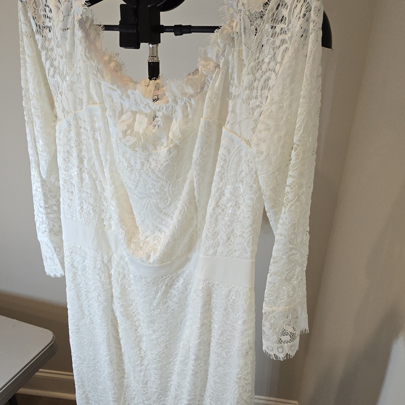 LALAGEN Off The Shoulder Scoop Neck White Lace Long Sleeve Sheath Gown