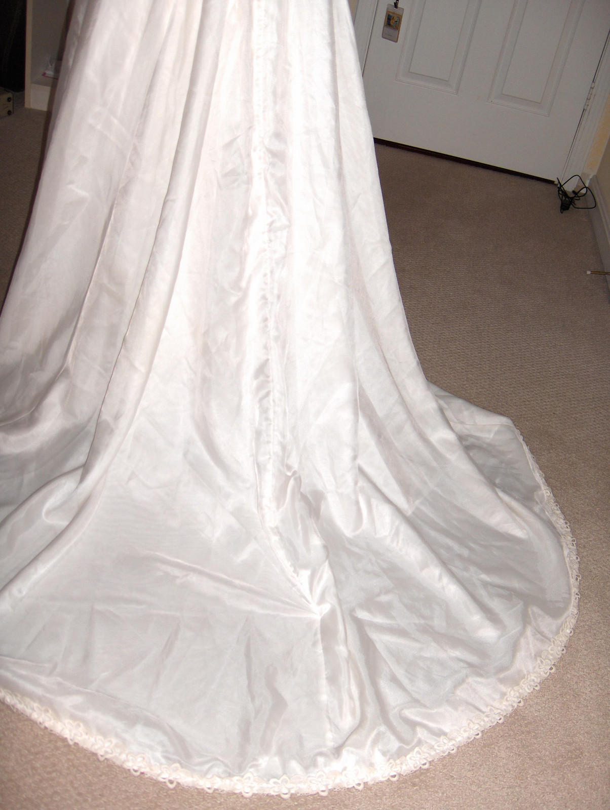 CUSTOM WHITE WEDDING GOWN SIZE 8 DETACHABLE TRAIN LACE APPLIQUE PINK RIBBON