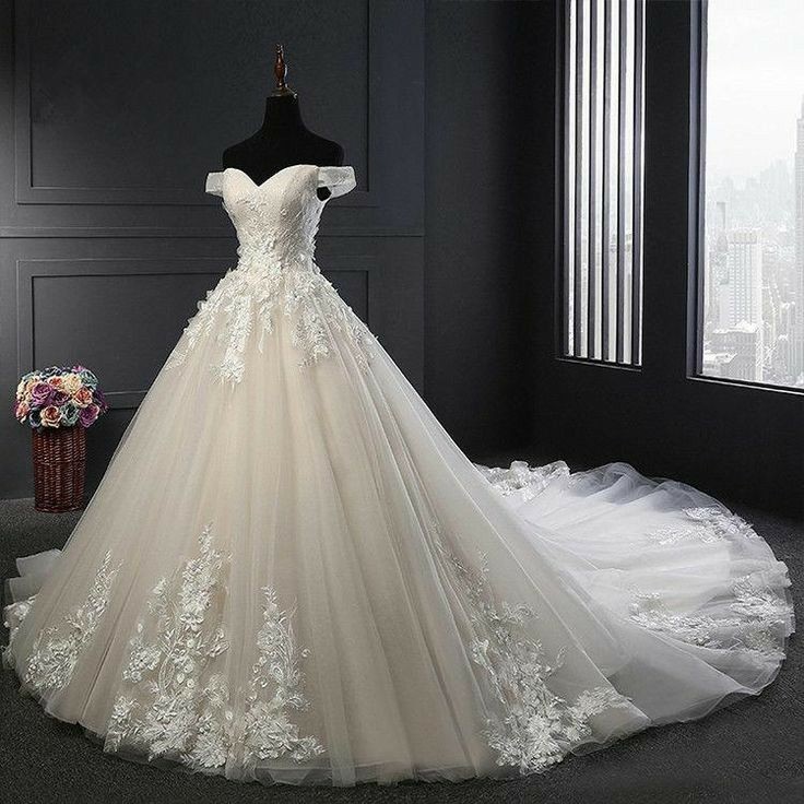 Classic Wedding Dresses White Ivory Elegant Sweep Train Summer Bridal Gowns