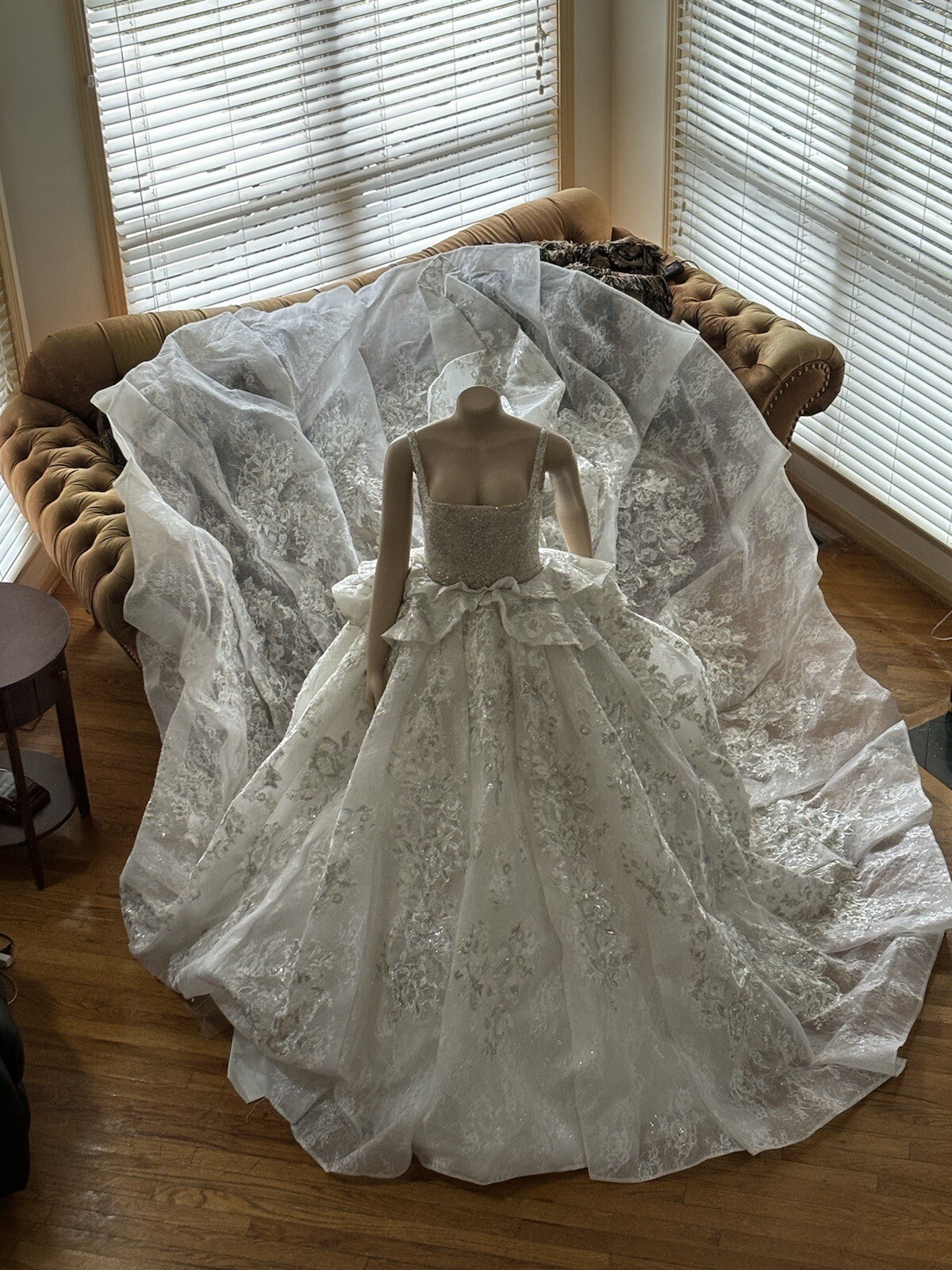European Princess Wedding Gown. Size 8-12. Corset Tie. Beautiful Long Train