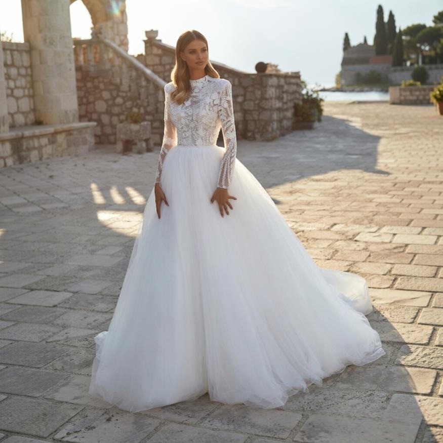High Neck Long Sleeves Lace Applique Soft Tulle Illuion Women Wedding Dresses