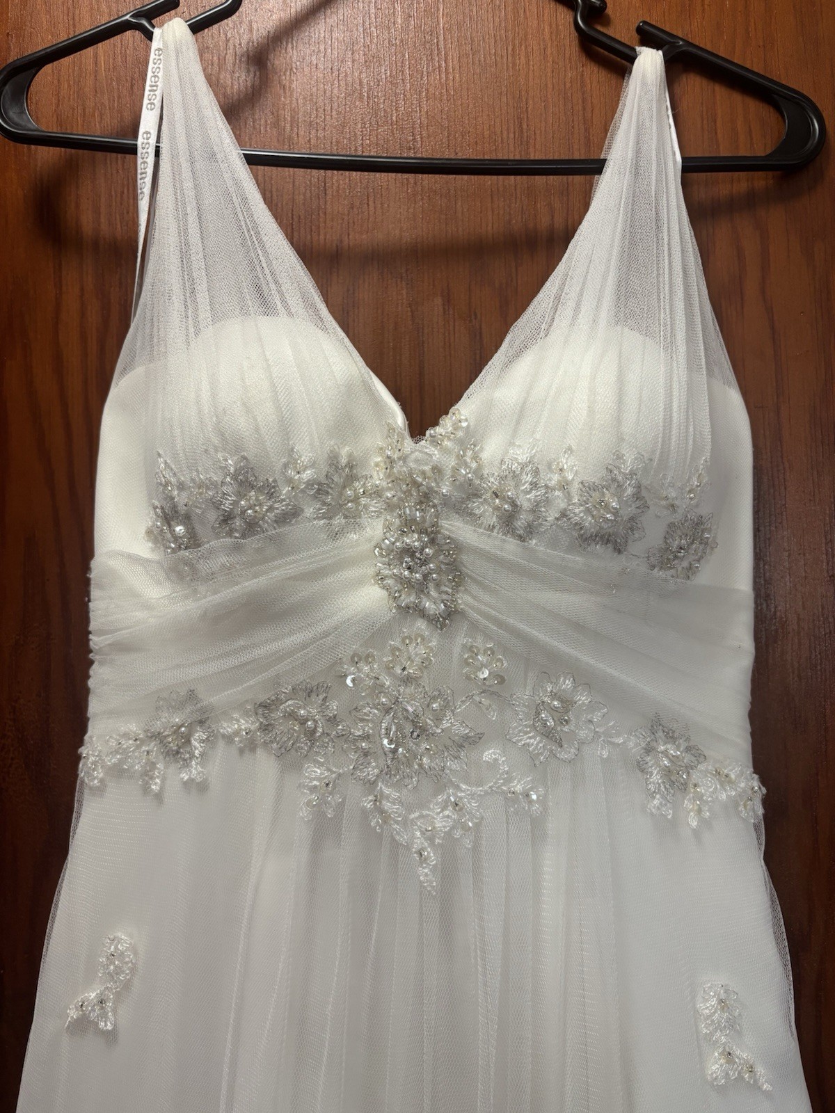 Essense of Australia Size 12 White Bridal Gown V-neck Embellished Bodice Wedding