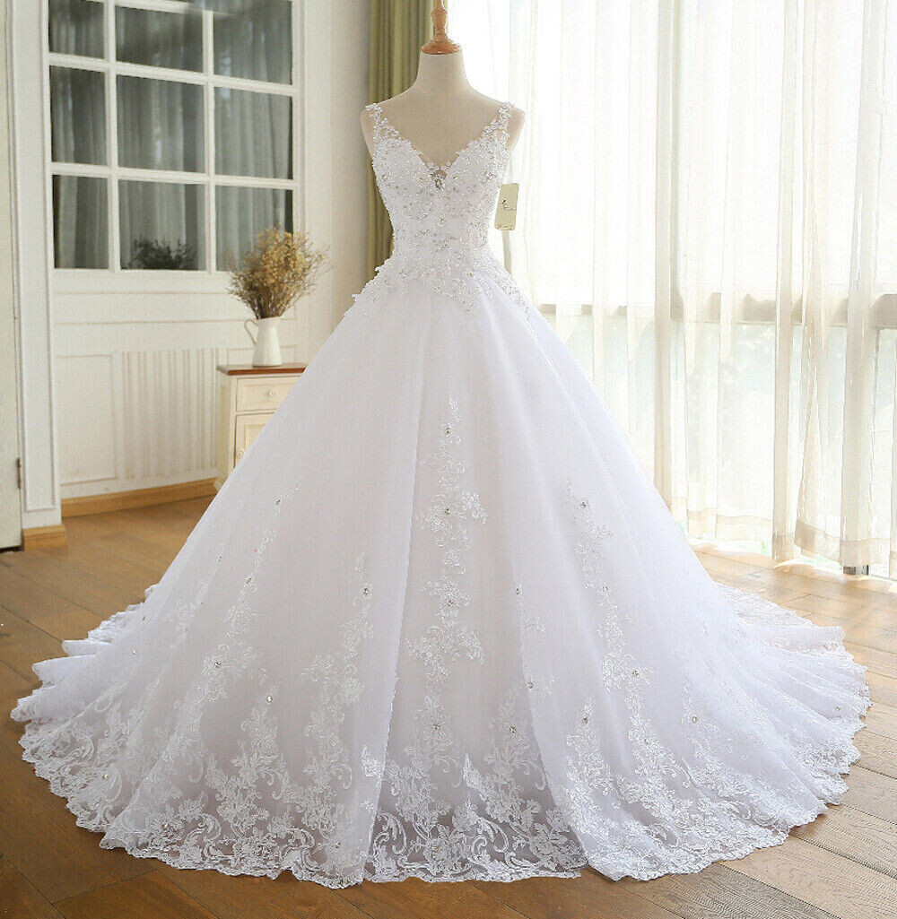 A-Line Princess Wedding Dresses V-Neck Sleeveless Applique Bridal Gowns Custom