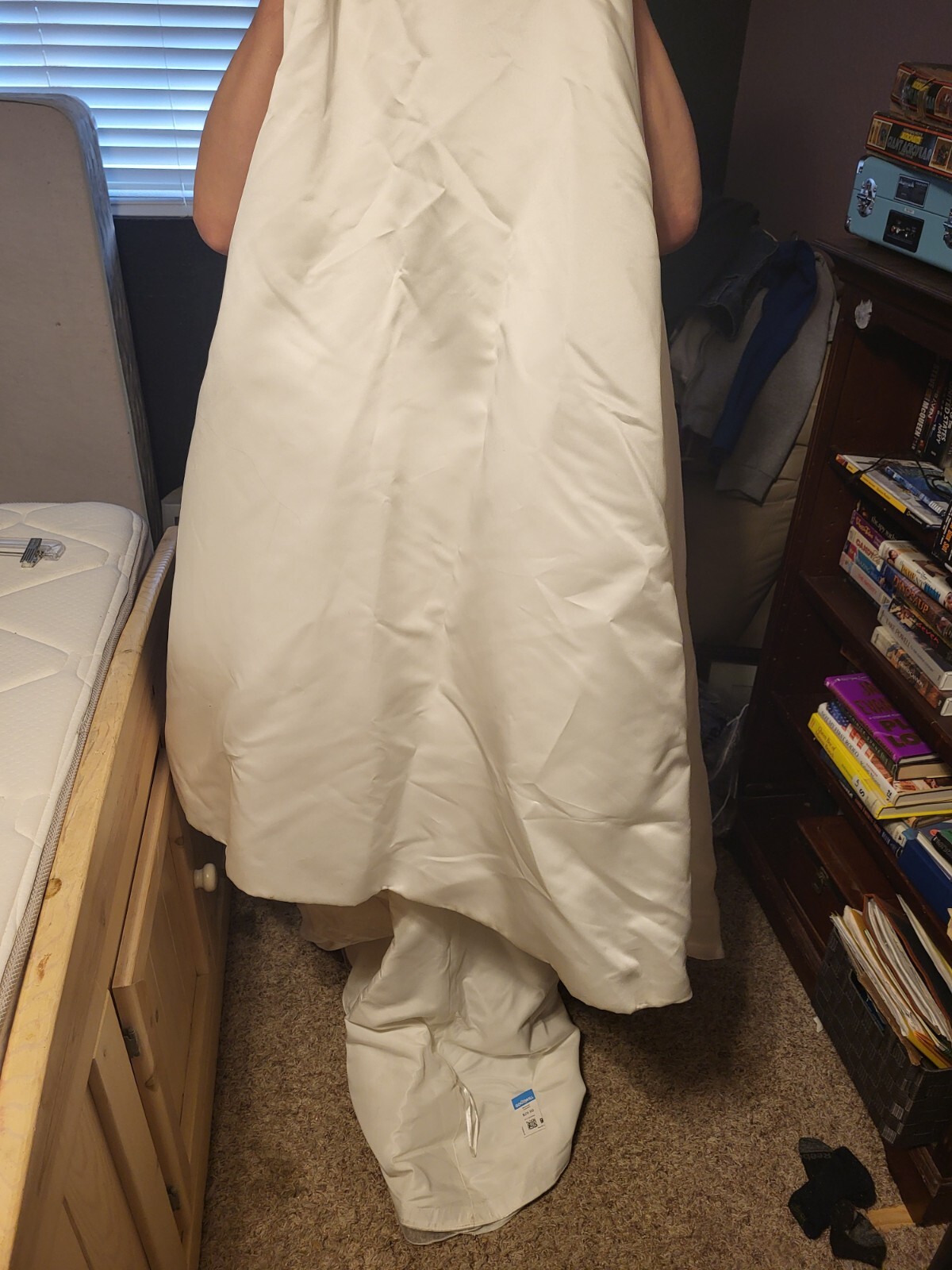 Casablanca Bridal Wedding Dress Size 4 Ivory Satin Strapless With Train