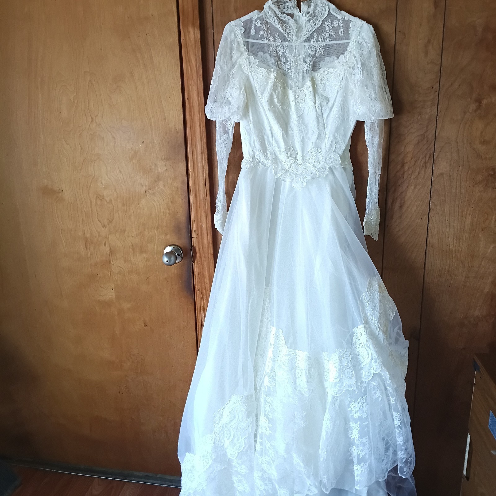 Vintage ADSV White Lace Wedding Dress Long Sleeve High Neck Bridal Gown Train S