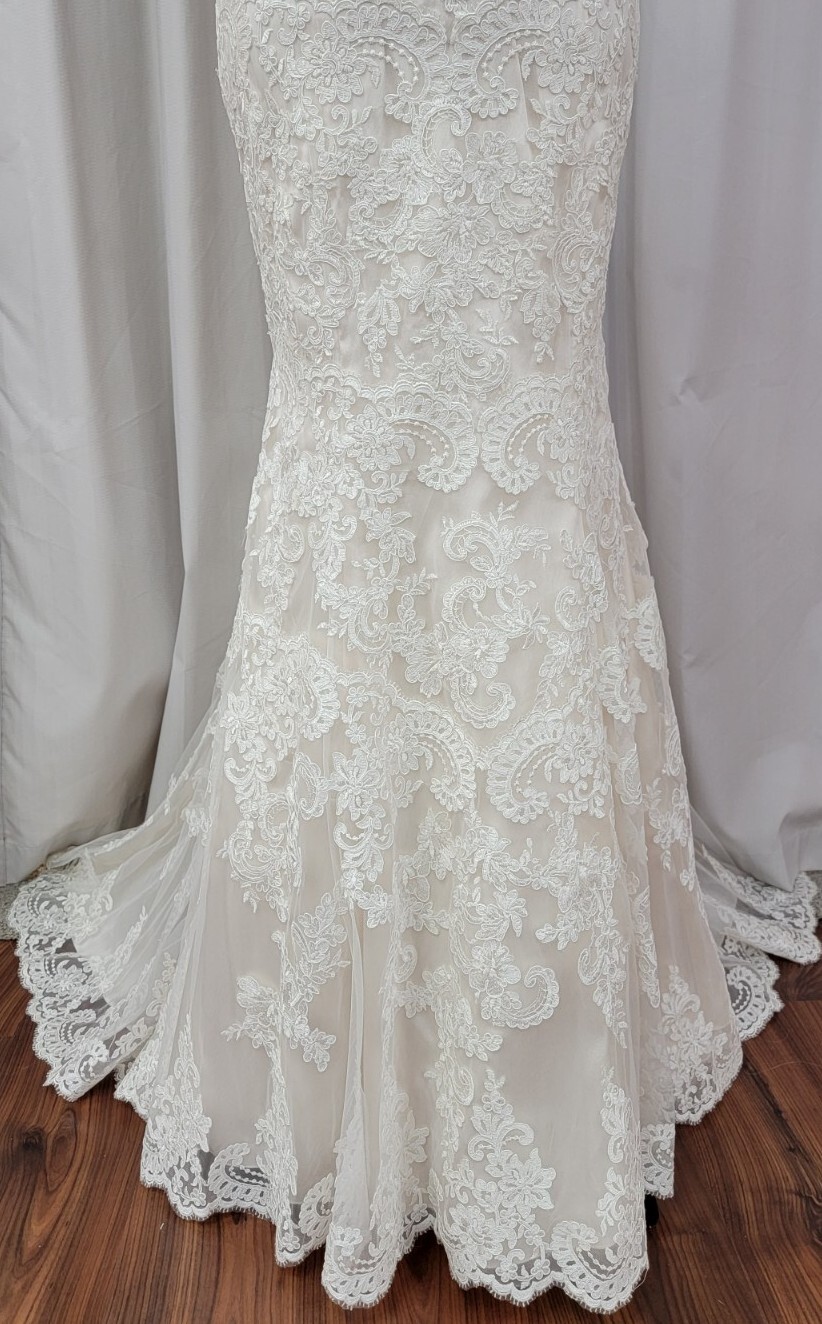 Blu Morilee Bridal 5415 Wedding Dress Sheath Fit Flare Fitted Beach V Neck Lace