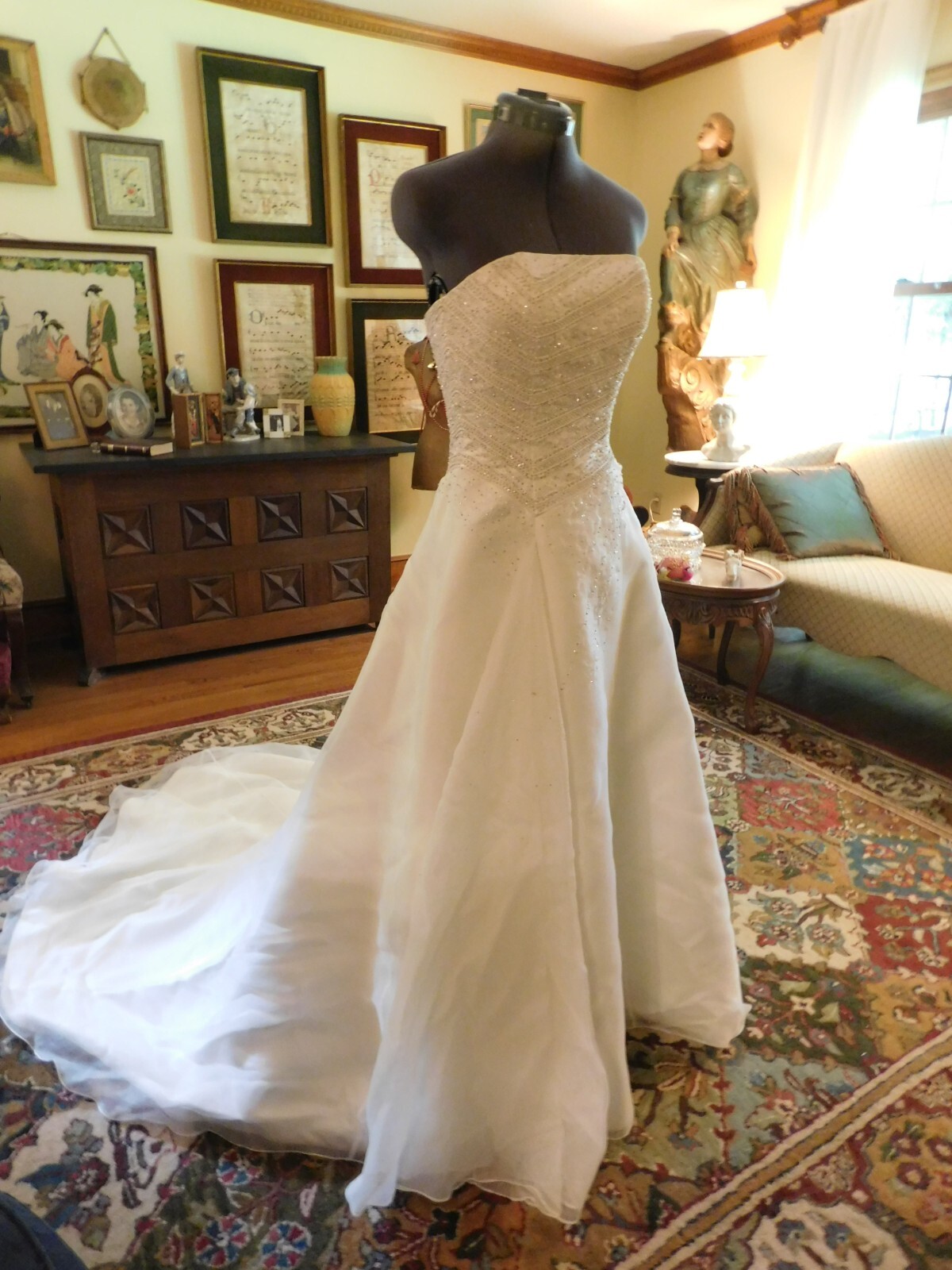 GORGEOUS OFF-WHITE BEADED STRAPLESS LACE-UP WEDDING GOWN S 4