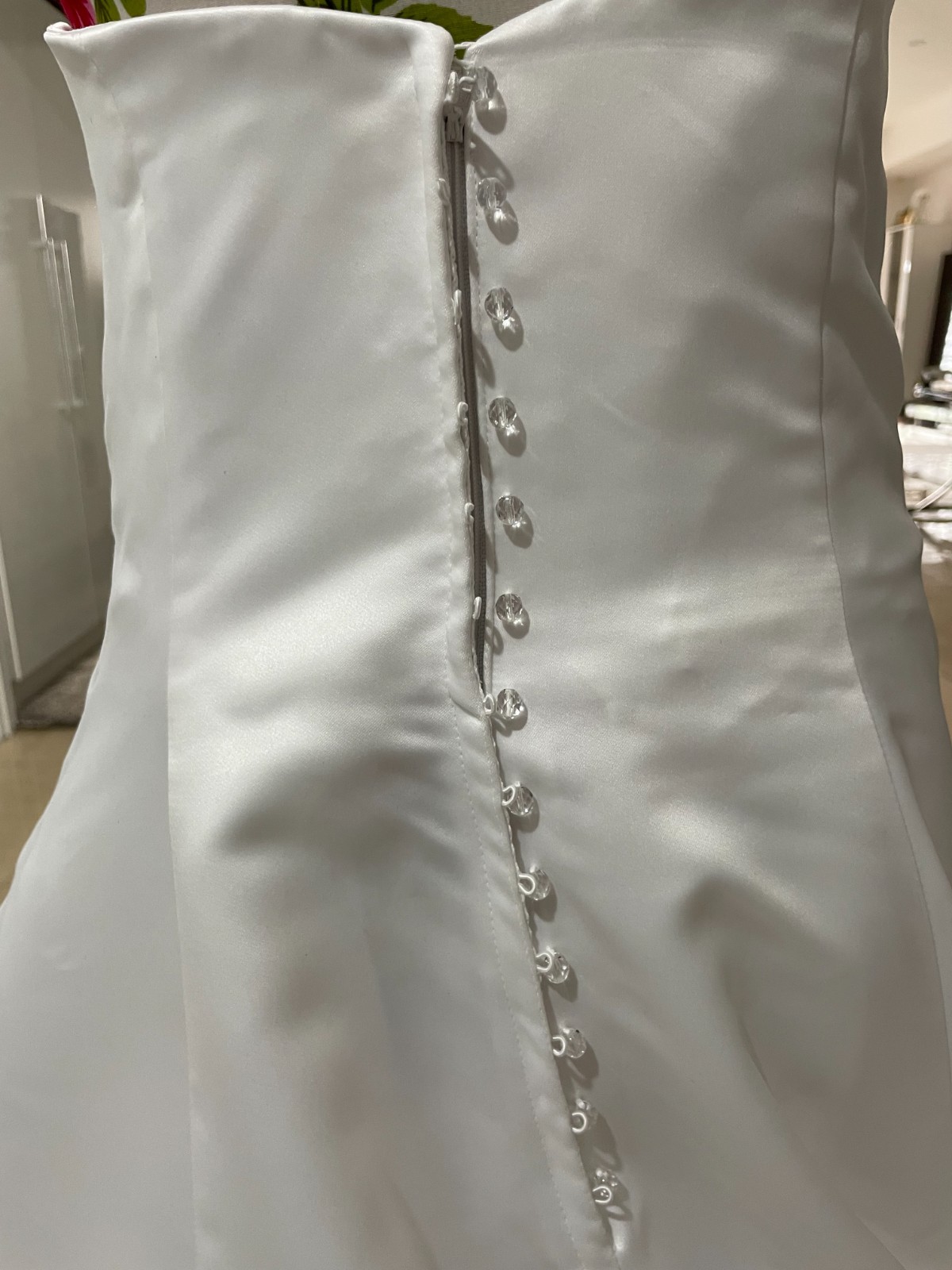 AIRS & GRACES WHITE STRAPLESS BEADED WEDDING GOWN SIZE 14