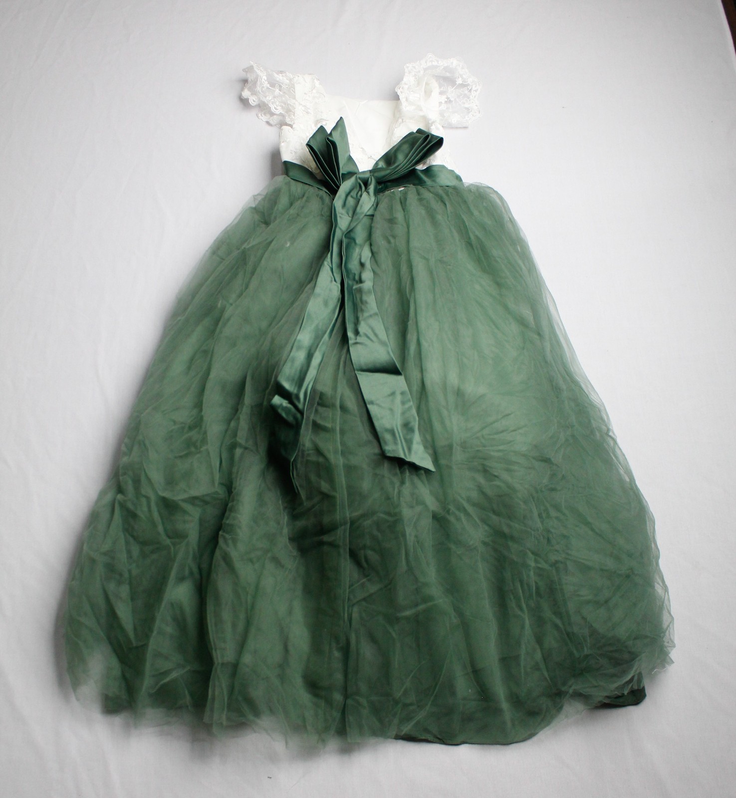 Azazie Girls Pookie A-Line Lace Tulle Princess Dress AP2 Eucalyptus Size: 12