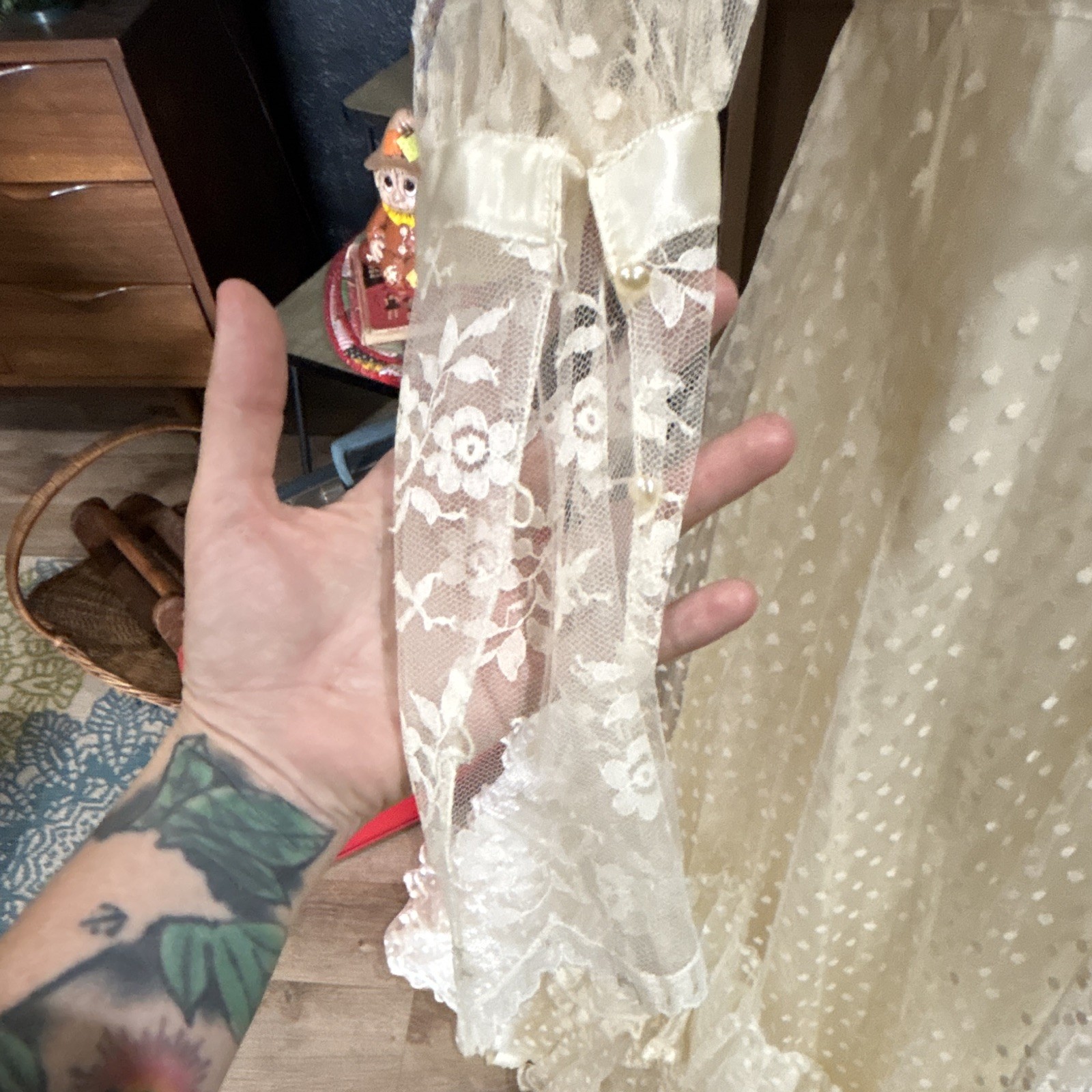 Victorian Ivory Lace High Neck Long Sleeve A-Line Wedding Dress Buttons