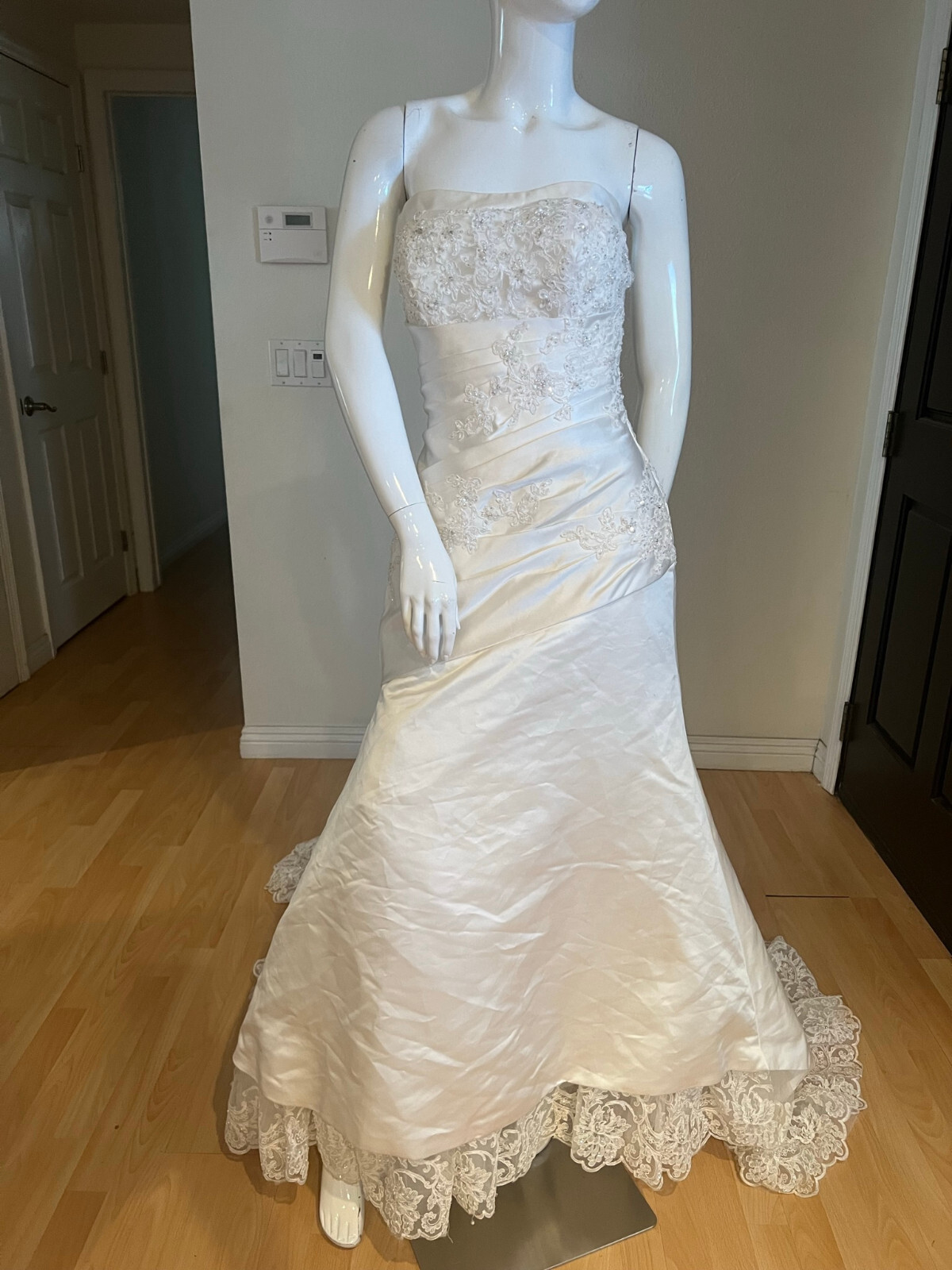 MORI LEE BY MADELINE GARDNER CRYSTAL EMBELLISHED GATHERED MERMAID GOWN SZ 12-14