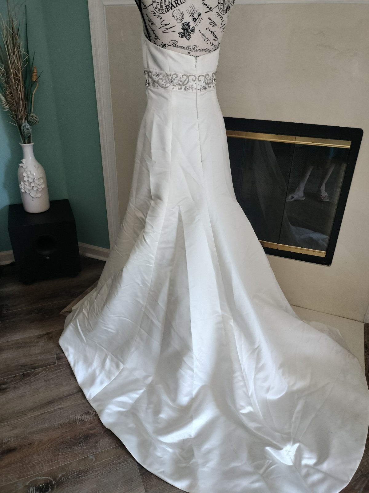 Wtoo Brides by Watters Strapless Wedding Gown Size 10 NWT Beaded Waist Ivory