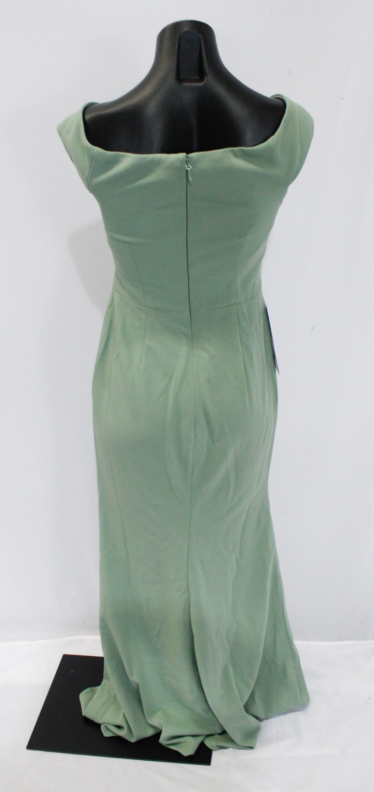 Azazie Women’s Nicolina Mermaid Boatneck Stretch Crepe Dress AP2 Matcha Size: A2