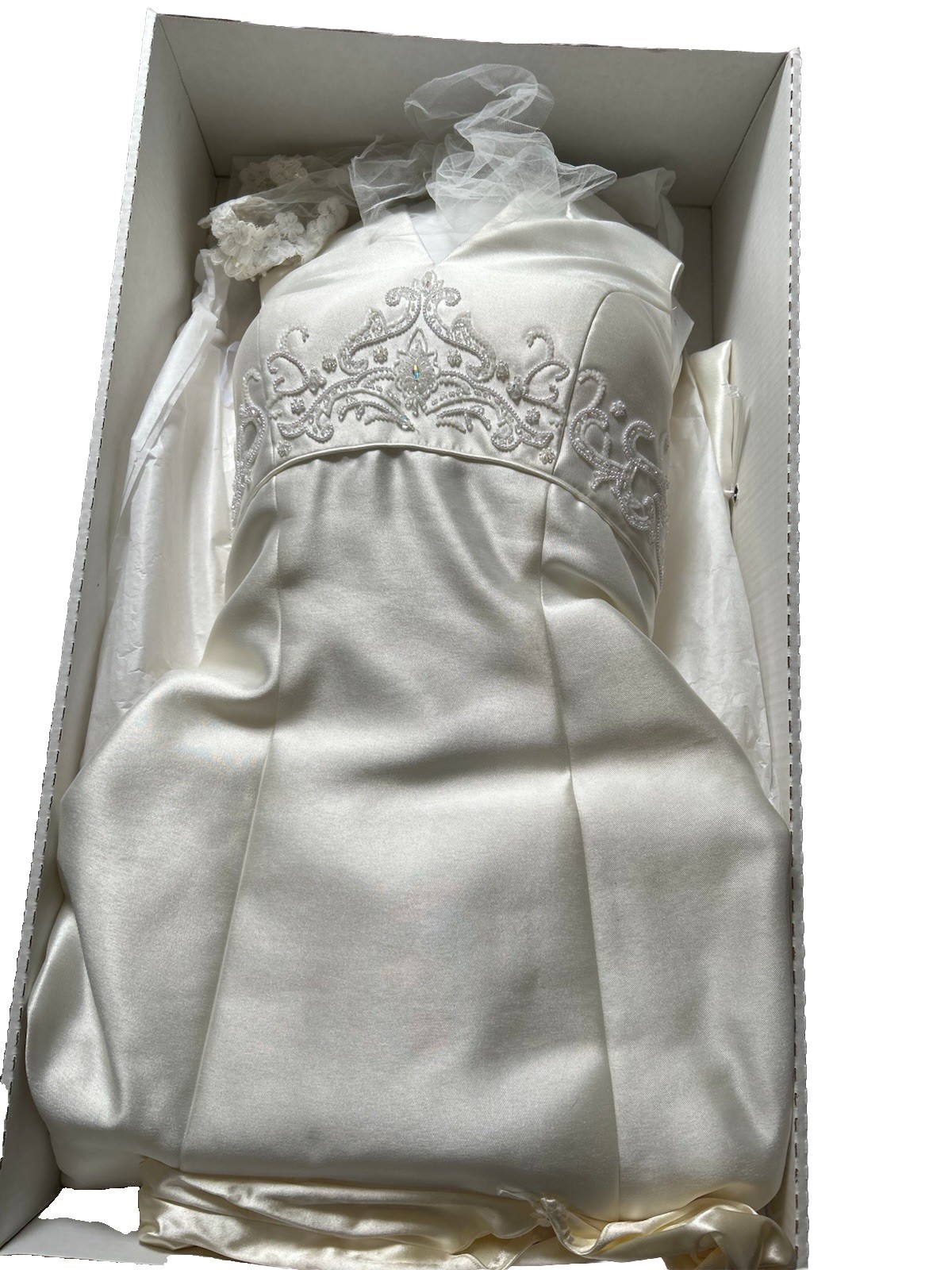 Elegant Oleg Cassini Wedding Dress Way below Cost / Cleaned : Size 10
