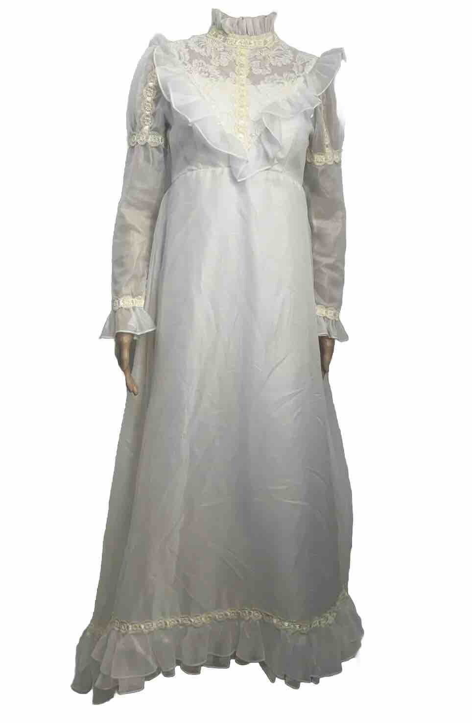 VTG Alfred Angelo Lace Victorian Wedding Gown High Neck Ruffle Sz 4 W Veil