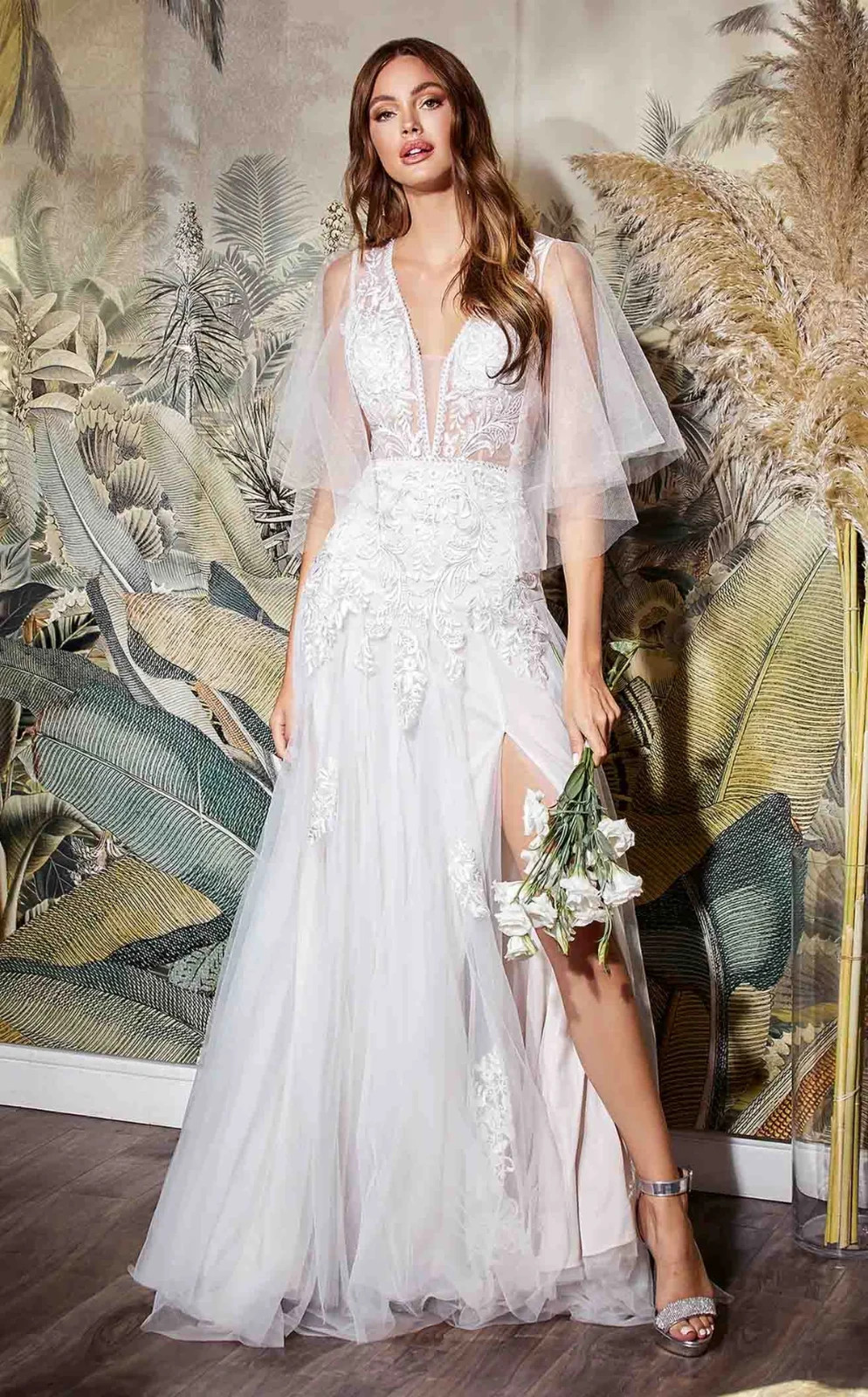 Cinderella Divine Off White Embellished Tulle Wedding Gown Size 18 $585