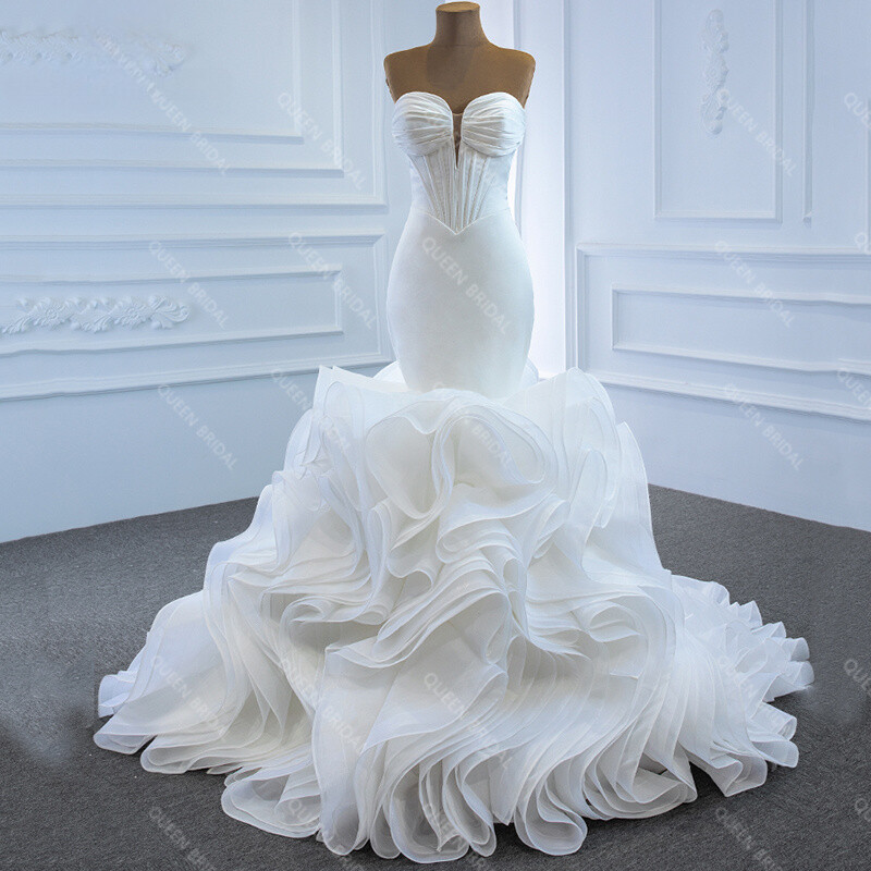 Elegant Mermaid Wedding Dresses Off Shoulder V-Neck Puffy Train Bridal Gowns