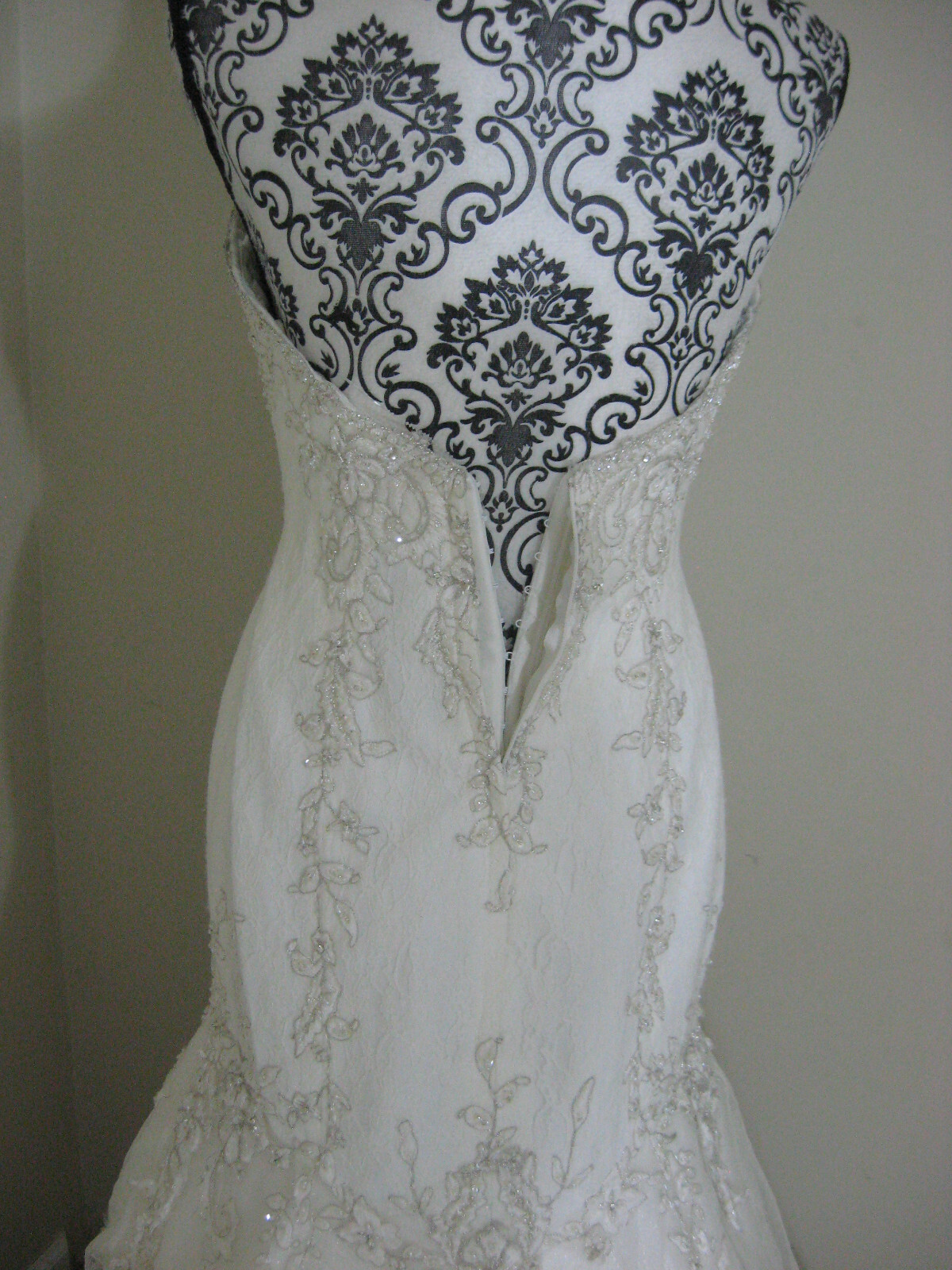White Pure Couture Jodi Moylan 6 Ivory Tulle Sparkle Lace Ball Gown Beaded Train