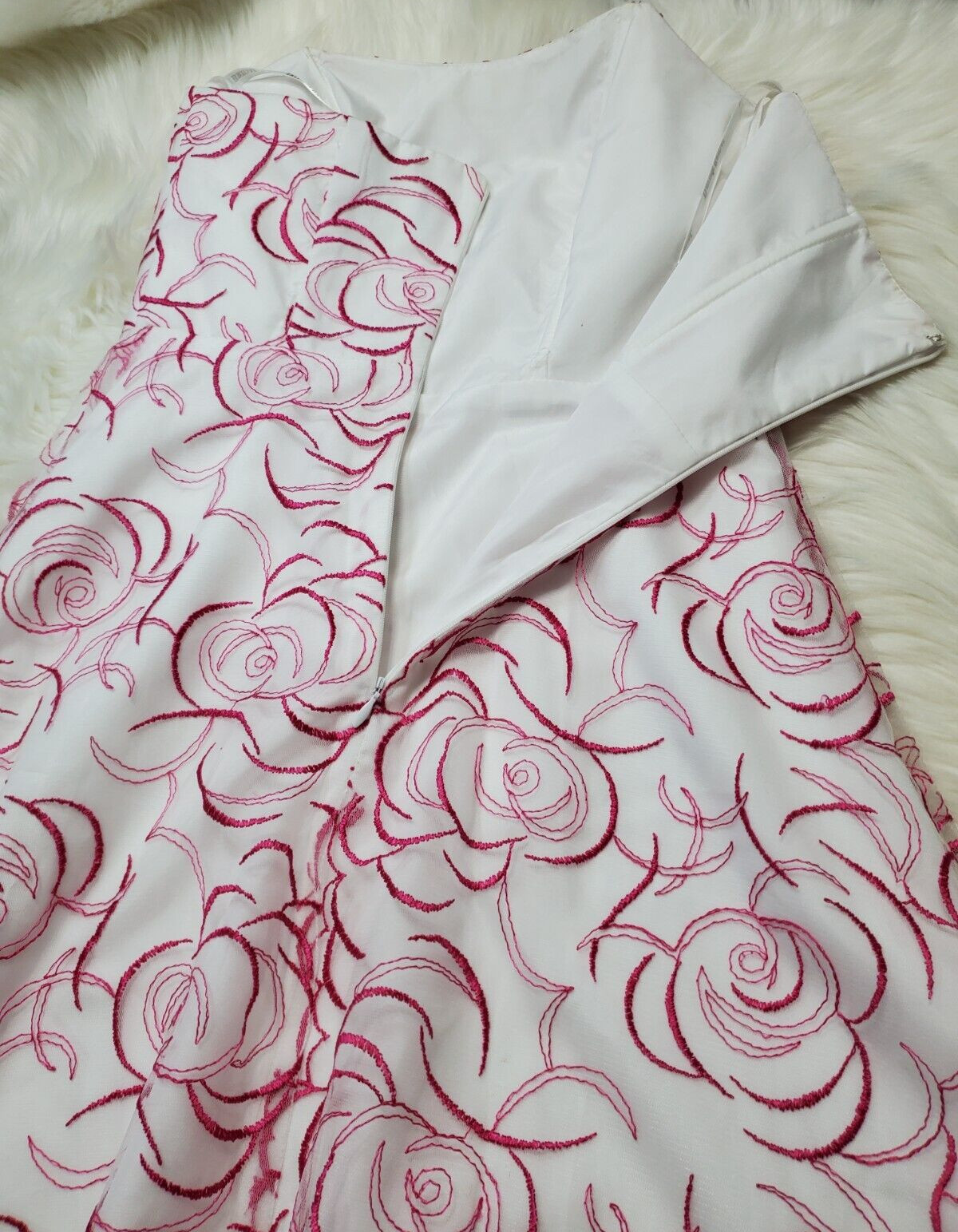 David’s Bridal Women Size 4 Magenta Pink White Tea Length Dress Wedding MMM-23