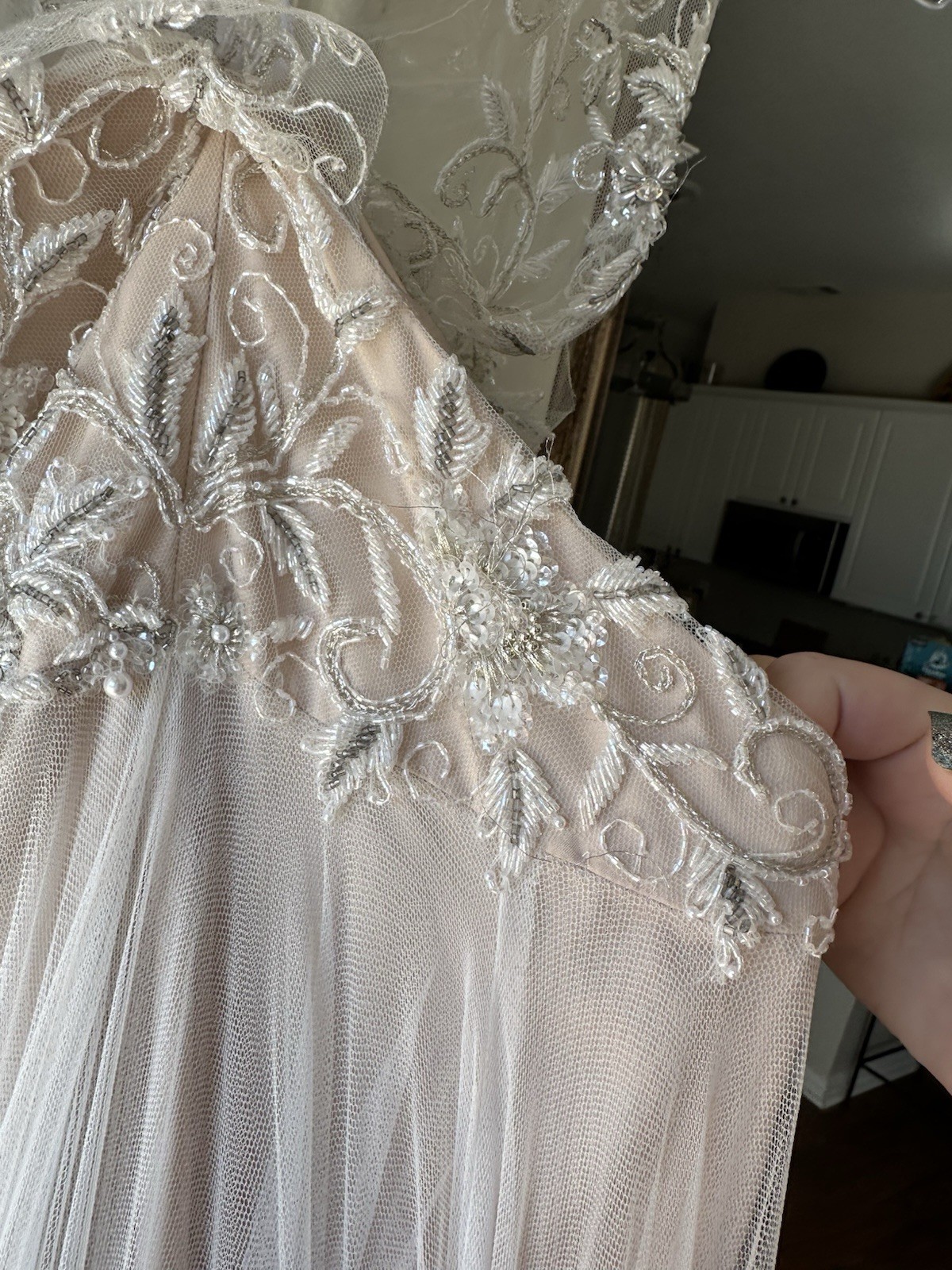 New Sample Gown Size 12 Unaltered Watters Wessex Gown Wedding Dress