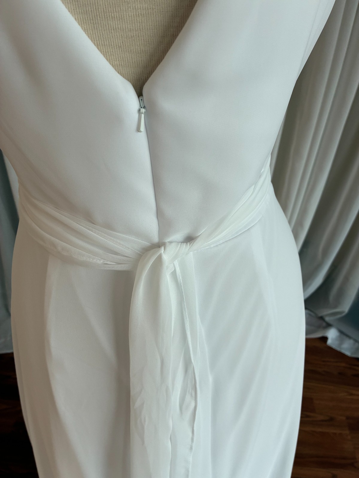 Simple bridal gown, suitable for a simple garden wedding. Stretch lining.