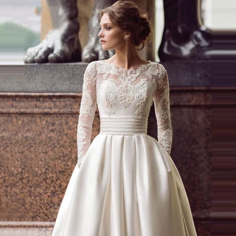 Boho Long Sleeve Wedding Dresses Boat Neck Appliques Lace Satin Bridal Gown