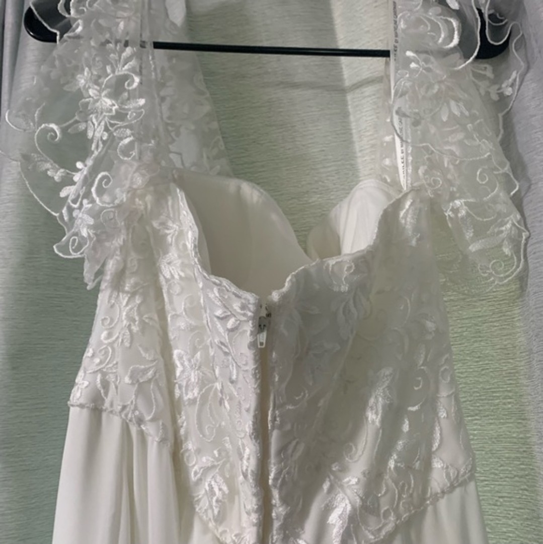 Morilee Madeline Gardner Ivory Off-Shoulder Sweetheart Lace A-Line Boho Gown