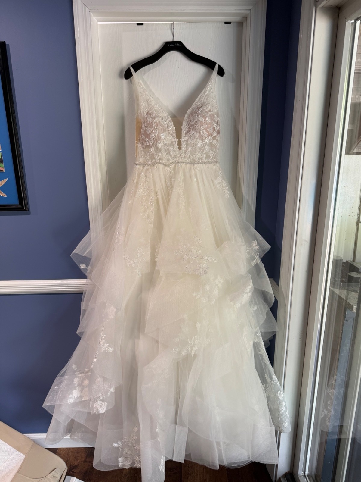 Martina Liana size 12 wedding dress, minor alterations, excellent condition