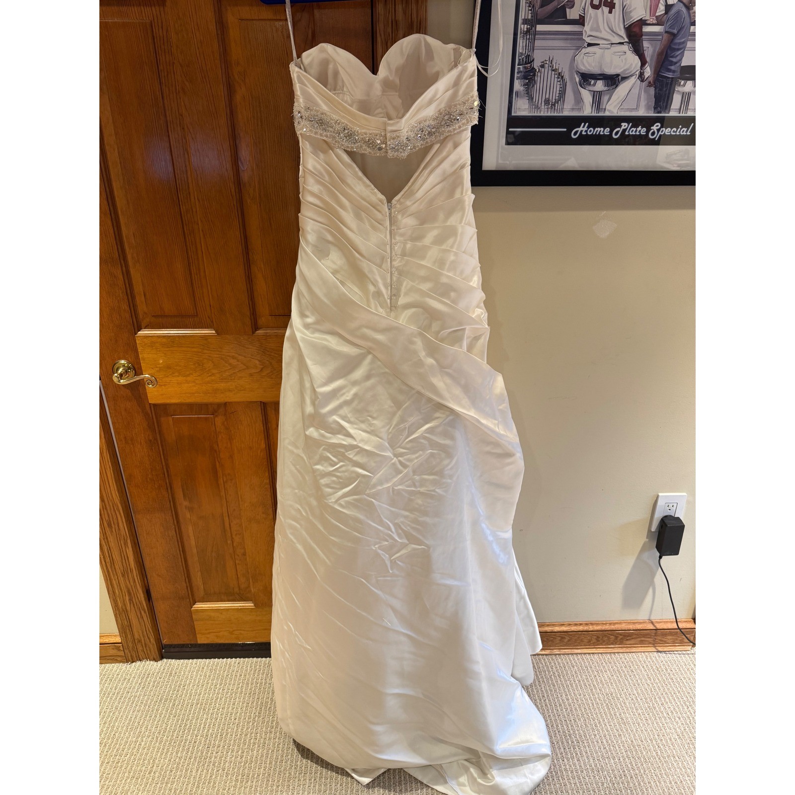 Essense of Australia Ivory Satin Ruched Strapless Wedding Dress Gown Size 12