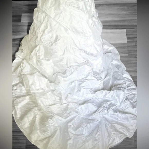 MOONLIGHT Bridal White Taffeta Collection Dress