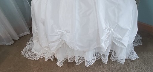 Satin & Lace White Wedding Gown Size 7-8