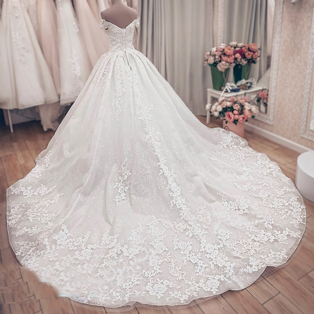 Off Shoulder Applique Lace Wedding Dresses Bridal Ball Gowns Sweetheart Custom