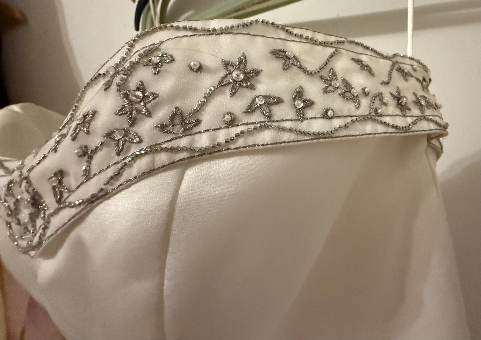 Casablanca Bridal Ivory Wedding Dress Size 10 Style Design 1661