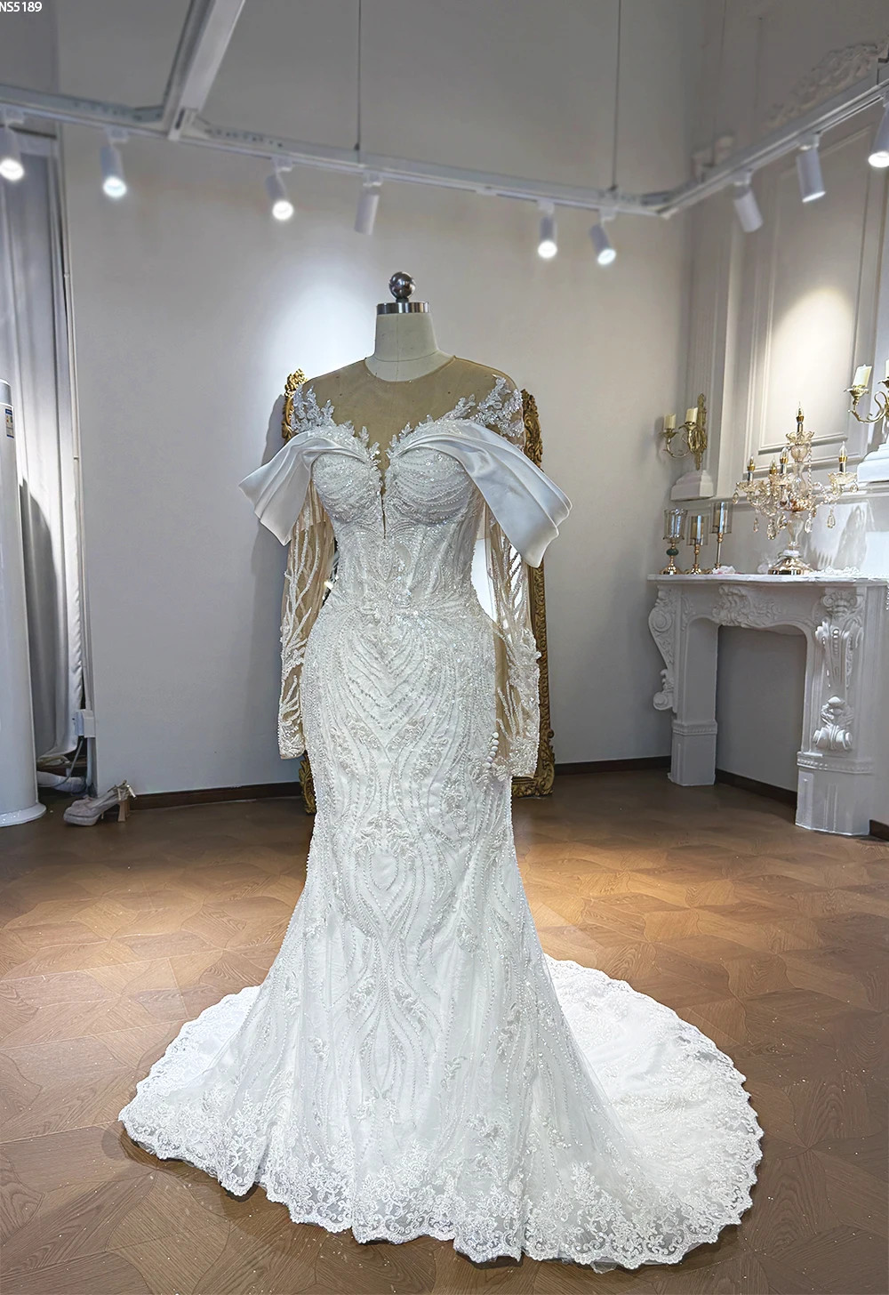 Customized NS5189 African Brides Mermaid With Train Wedding Dress