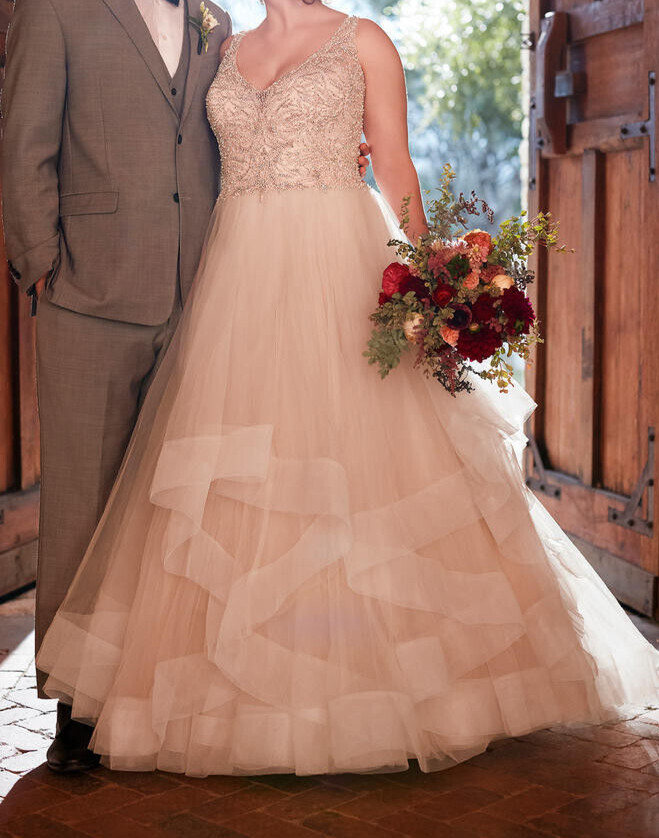 Essense of Australia D2259 Wedding Dress 10 Ivory Beaded Ball Gown Tulle Skirt