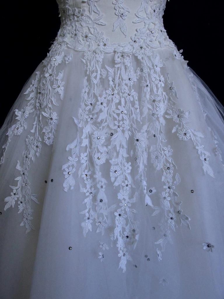 Vintage Snowball Tulle Princess Wedding Dress XXS 0 The Diamond Collection White