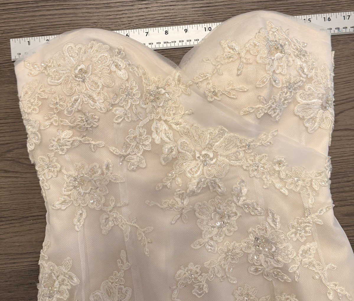 Casablanca Bridal Style# 2022 Wedding Dress Sz 10 Champagne Ivory Lace Gown